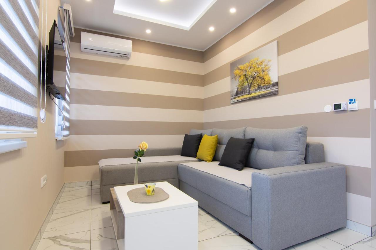 Jana apartmani Belgrado Exterior foto