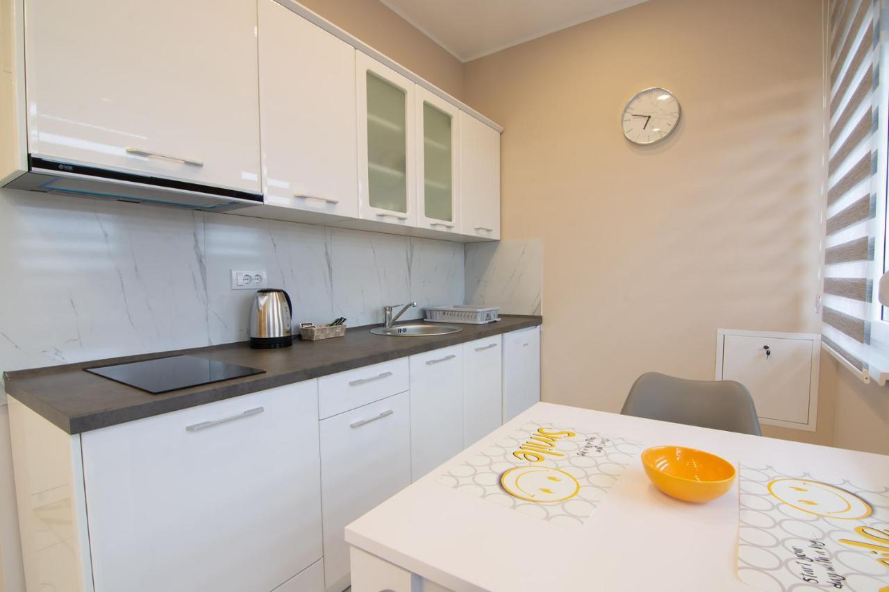 Jana apartmani Belgrado Exterior foto
